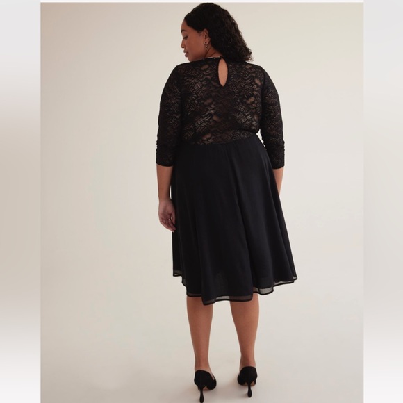 EUC 1X Penningtons Black Lace Dress - Picture 3 of 9